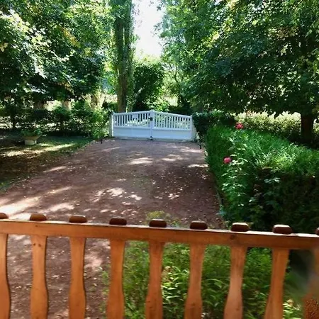 Les Hortensias 度假居 *